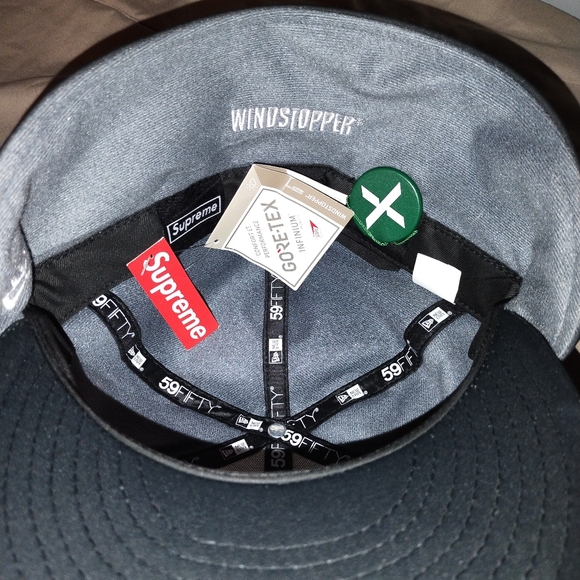 NWT Supreme Box Logo Black Earflap Fitted Hat Size 7 1/2 - Picture 9 of 16